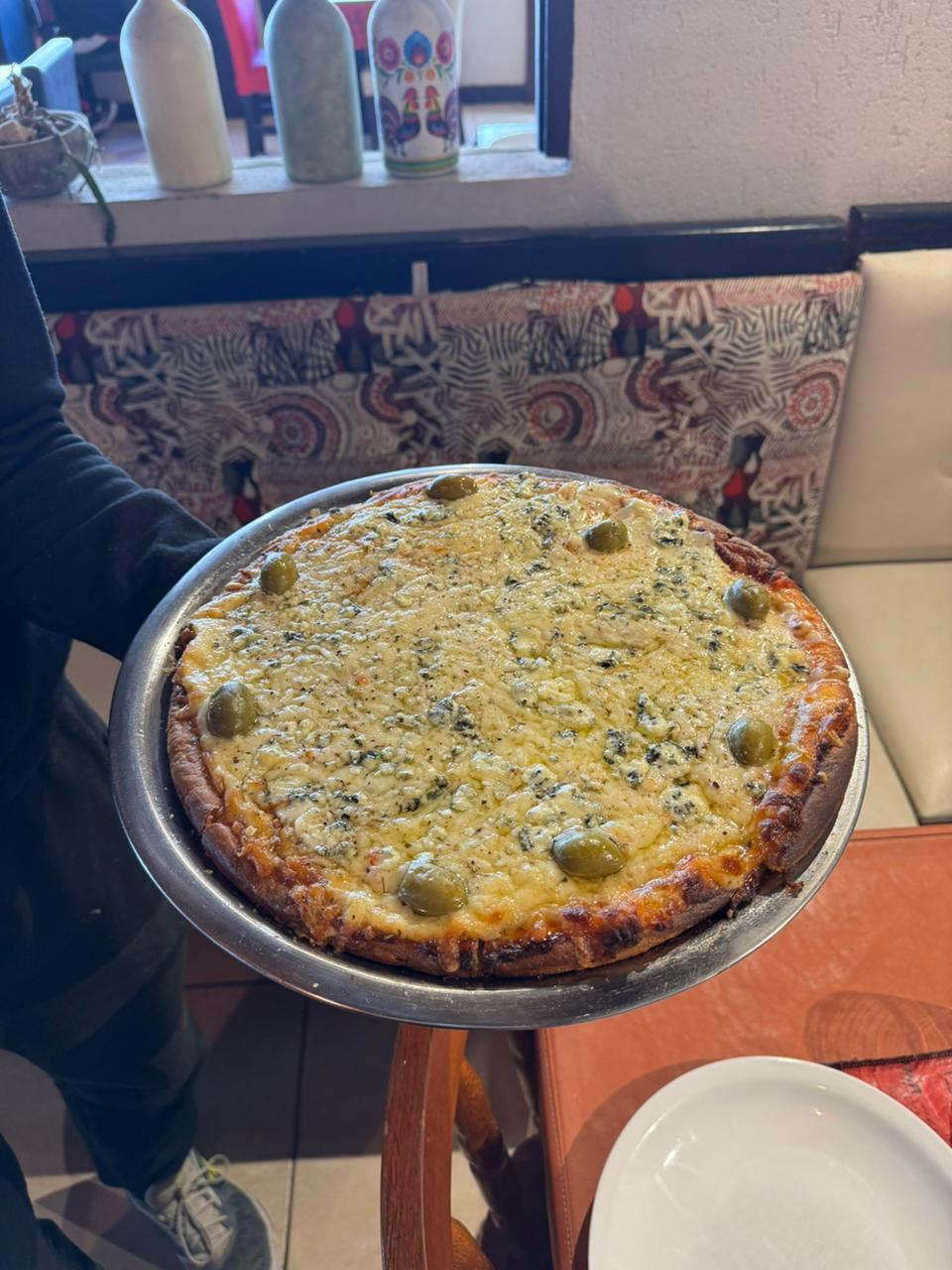 Pizza Cuatro Quesos