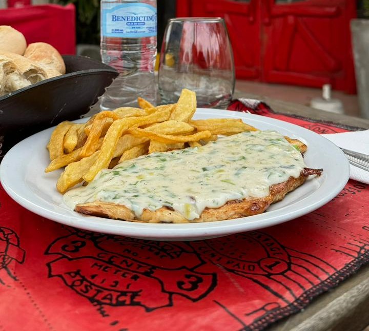 Pollo Grillé con salsa